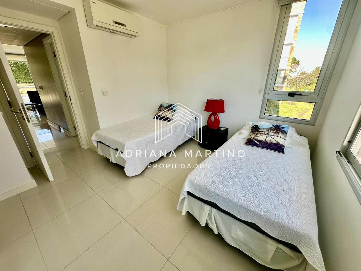 Apartamento ID.69816 -  Excelente apartamento en playa brava 