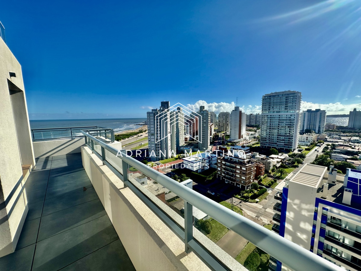 Apartamento ID.70626 - Hermoso penthouse en playa brava 