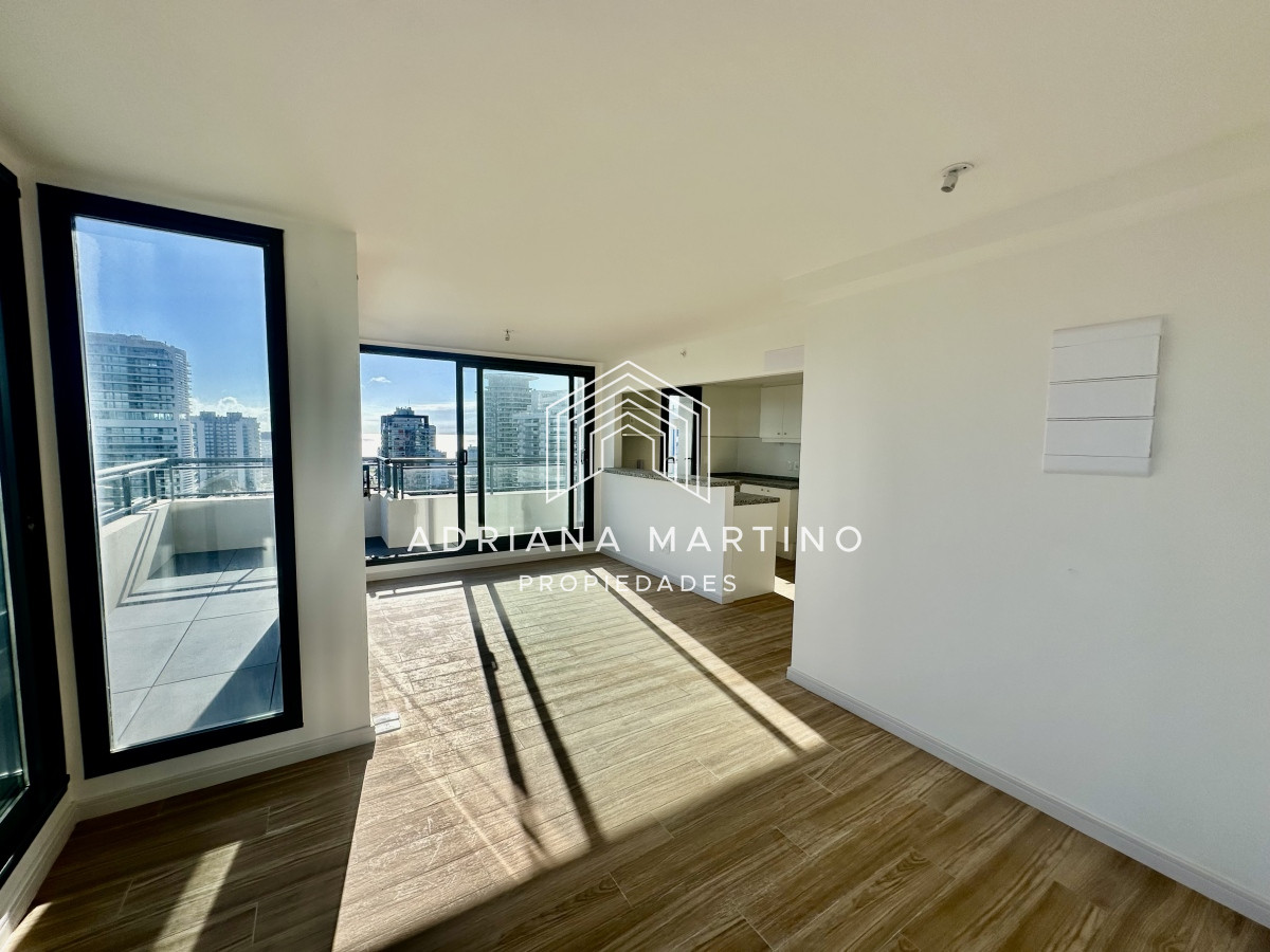 Apartamento ID.70626 - Hermoso penthouse en playa brava 