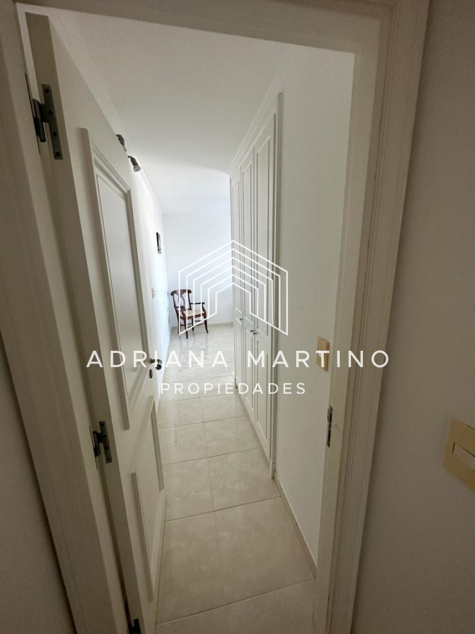 Apartamento ID.69357 - Hermoso y amplio apartamento en playa Mansa, Punta del Este!