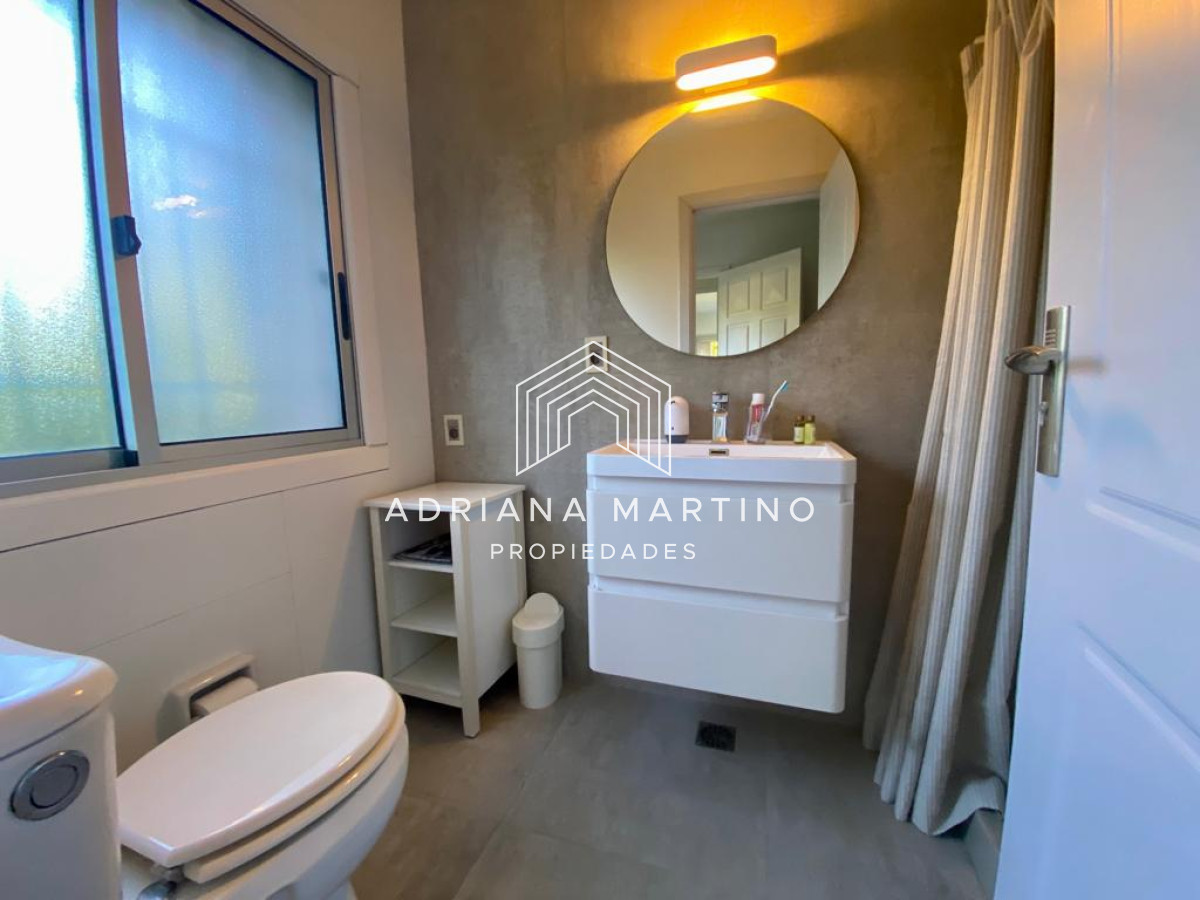 Apartamento ID.70109 -  Hermoso apartamento en playa brava en primera linea con vista al Mar