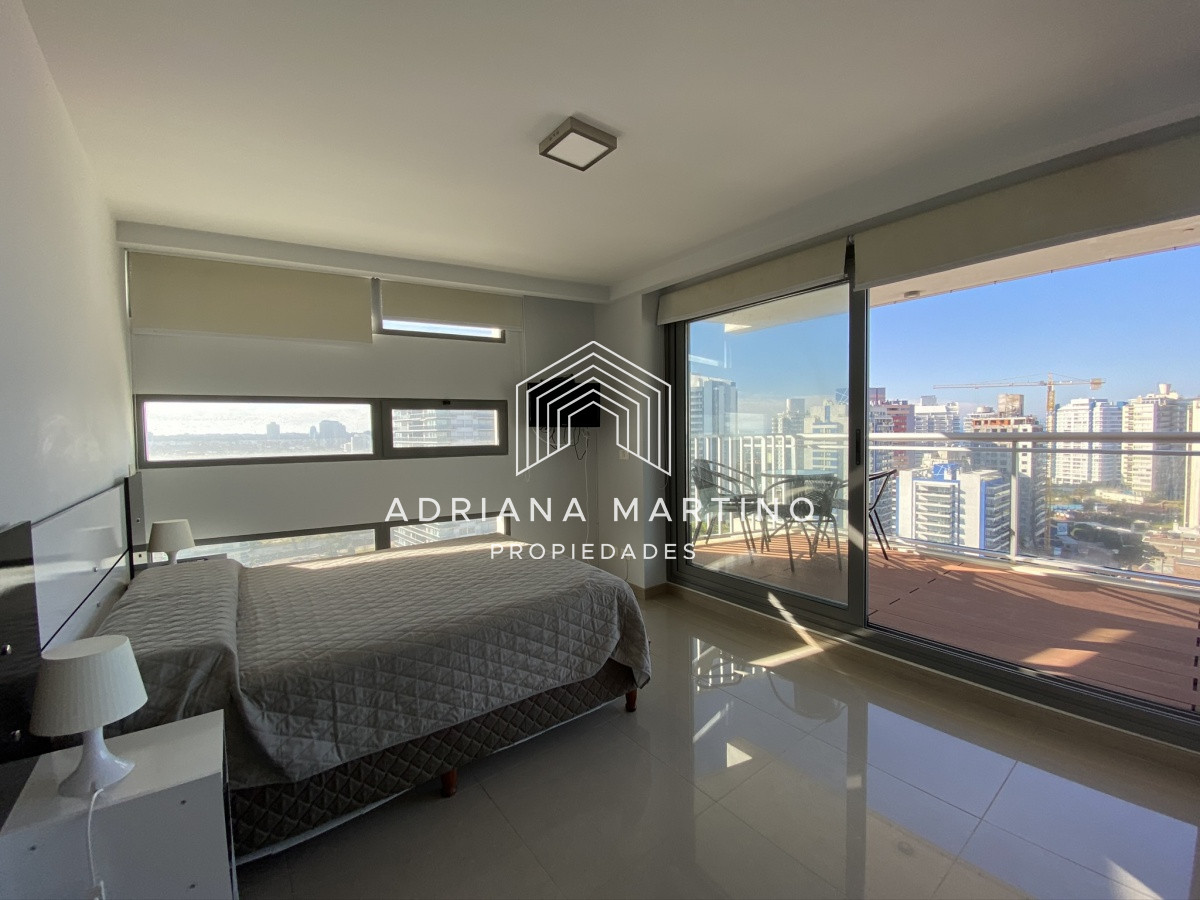 Apartamento ID.69145 - Espectacular apartamento ubicado en Aidy Grill Punta del Este con vista al mar. 
