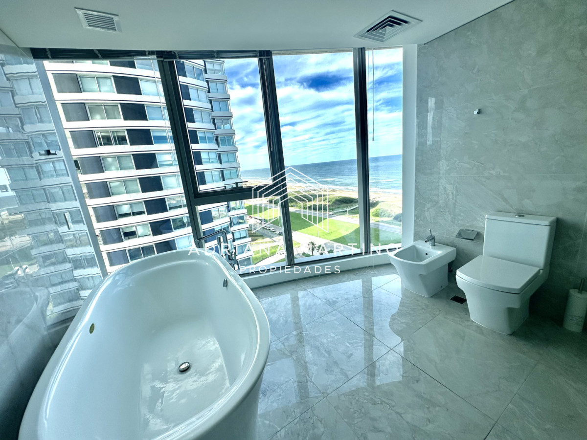 Apartamento ID.70946 - Excelente Apartamento en Playa brava 
