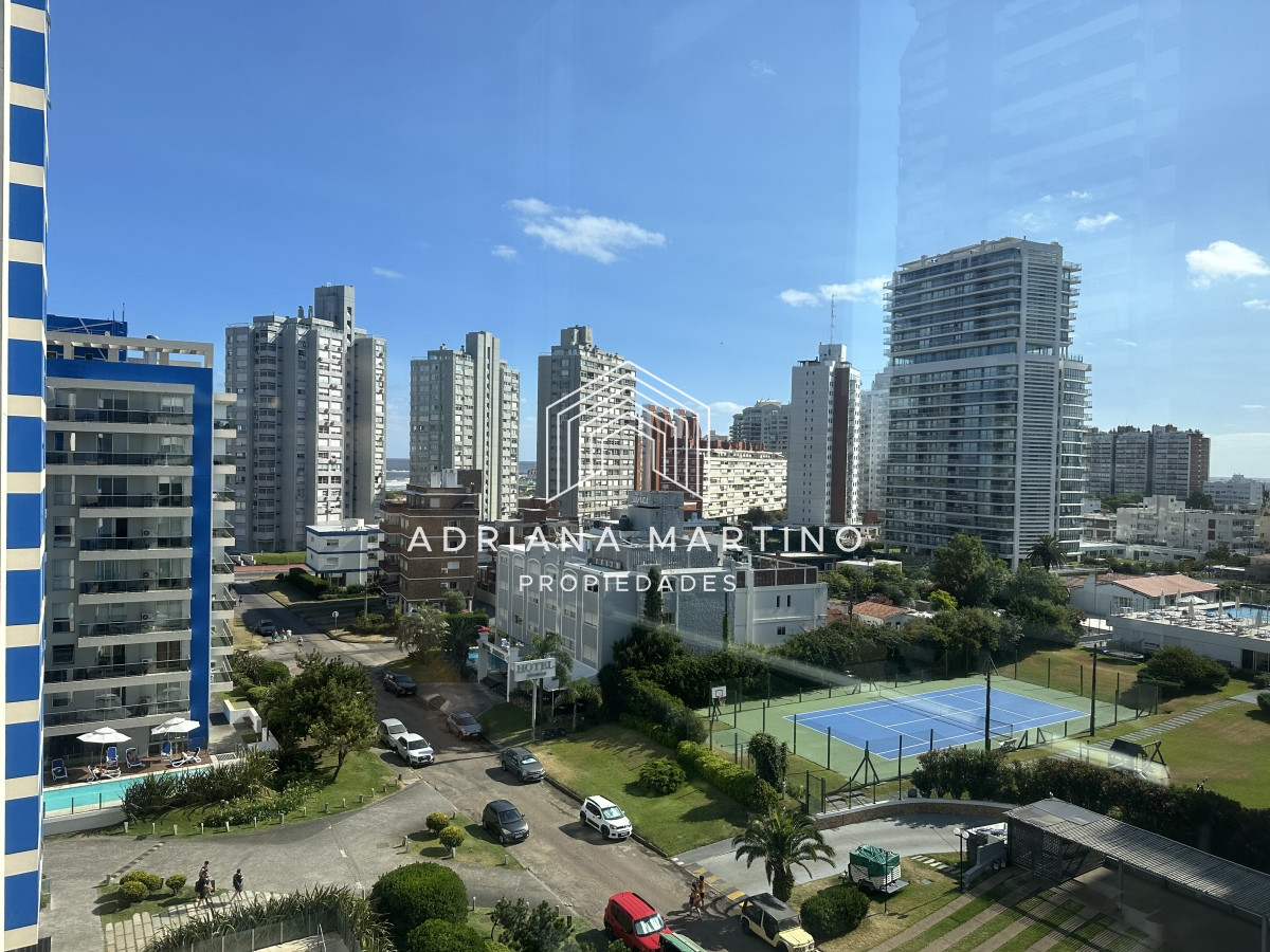 Apartamento ID.70577 - Hermoso apartamento en playa brava 