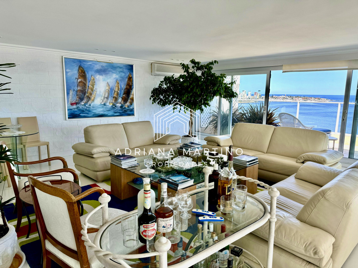 Apartamento ID.36818 - Excelente penthouse en primera línea 