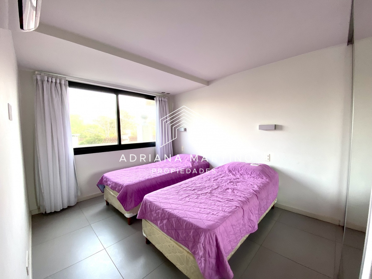 Apartamento ID.69842 - Cómoda planta a metros de Playa Brava 