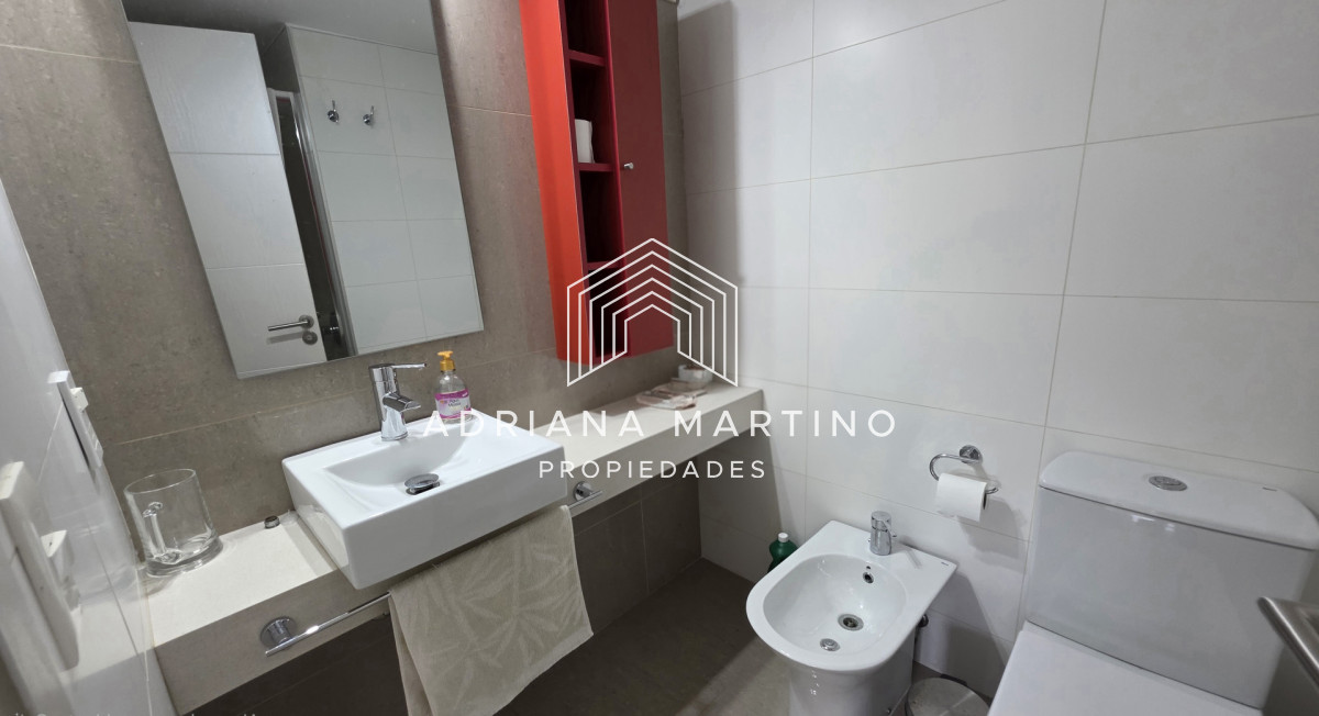Apartamento ID.71729 - Mansa, oportunidad exclusiva a pasos del mar , edificio con buenos servicios.