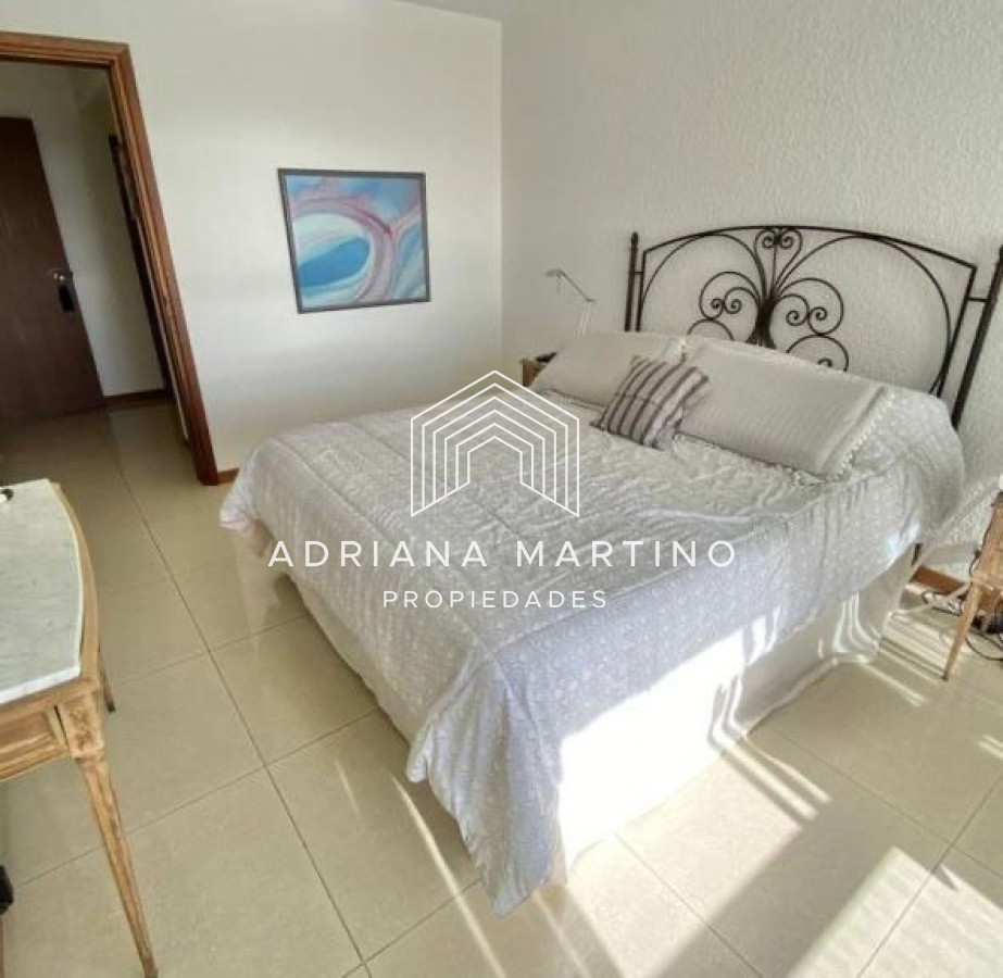 Apartamento ID.71122 - Excelente apartamento en playa mansa 