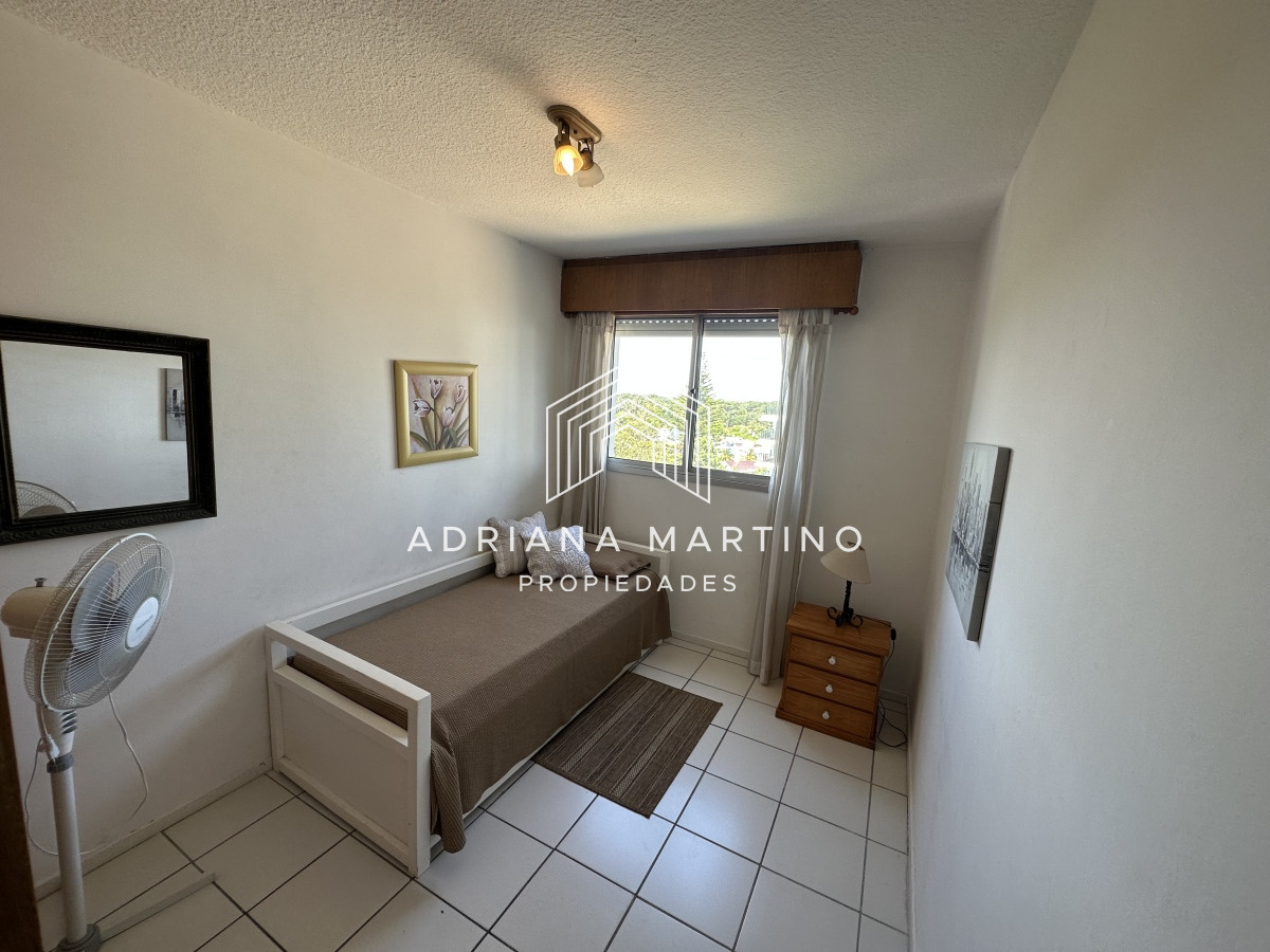 Apartamento ID.67200 - Muy lindo y comodo apartamento ubicado en Roosevelt-Punta del Este. 