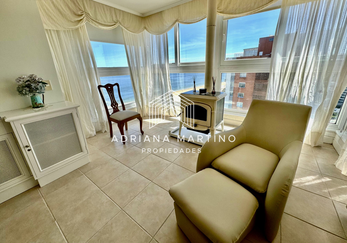 Apartamento ID.36818 - Excelente penthouse en primera línea 