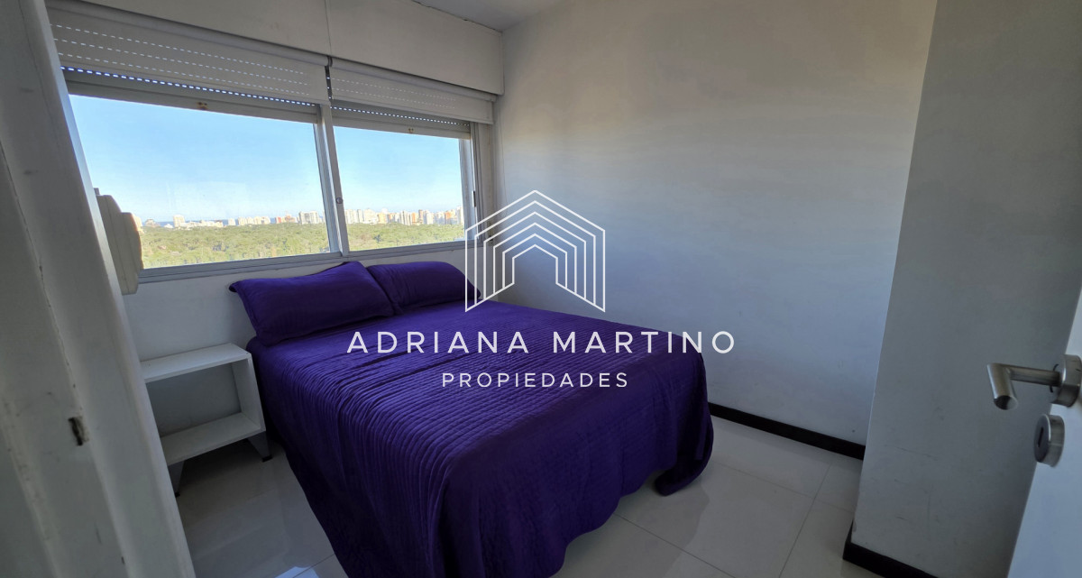 Apartamento ID.71713 - Amplio y luminoso Apto de 3 dormitorios, sobre Roosevelt