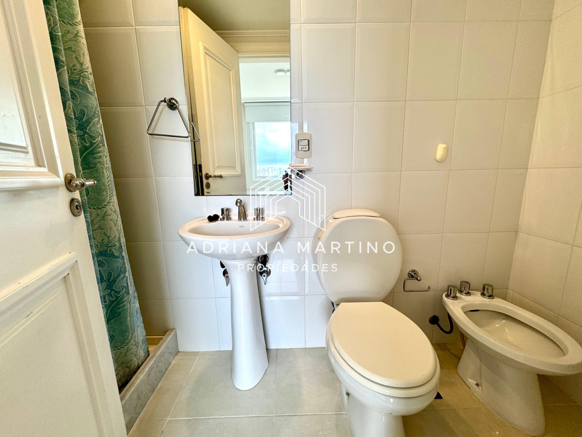 Apartamento ID.67253 - Excelente apartamento en primera línea playa mansa 