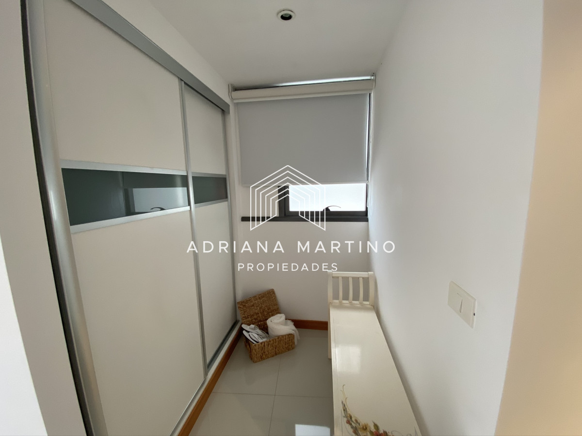 Apartamento ID.69193 - Amplio apartamento de categoria en primera linea a playa brava