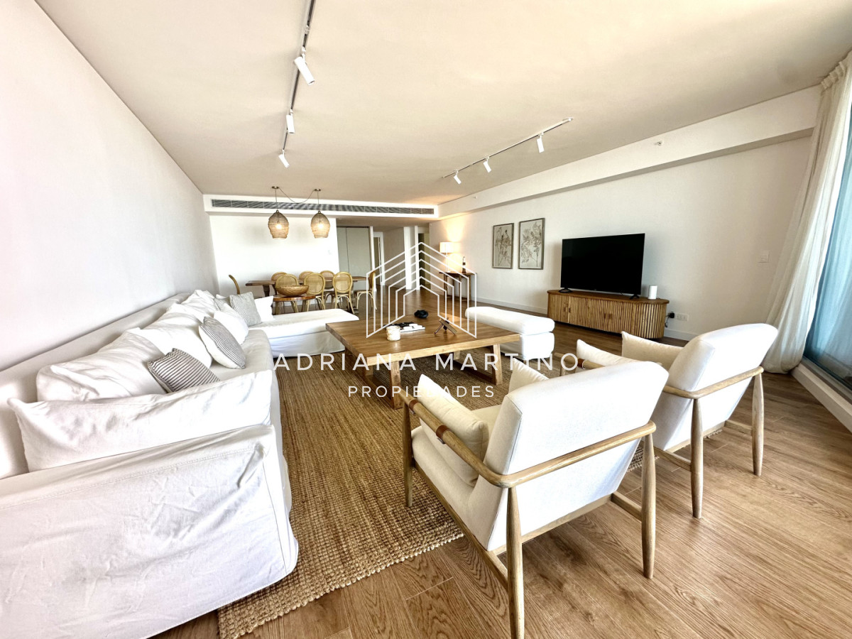 Apartamento ID.70946 - Excelente Apartamento en Playa brava 