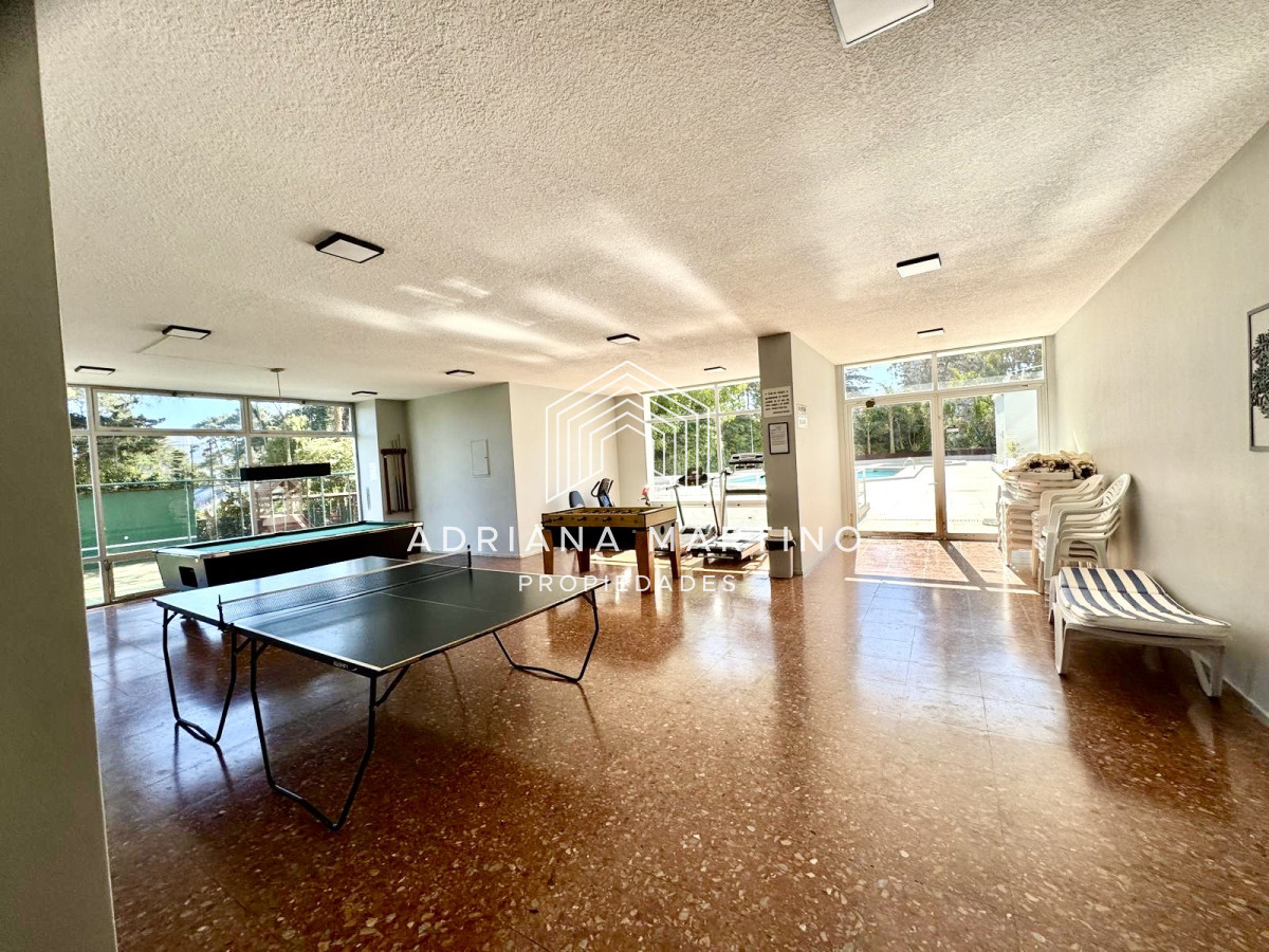 Apartamento ID.71488 - Apartamento en Venta – Punta del Este, Av. Roosevelt