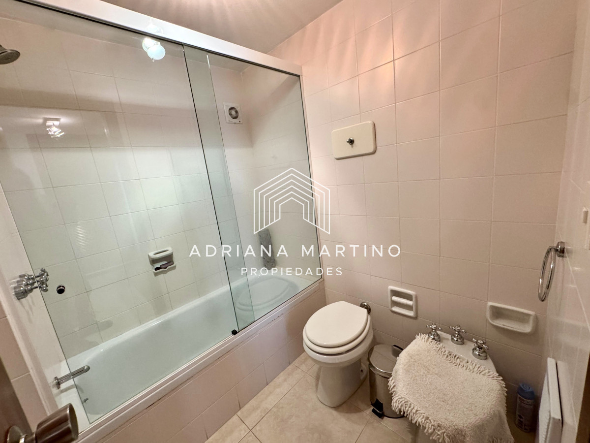 Apartamento ID.71489 - Apartamento en venta – Primera línea Playa Mansa, Punta del Este