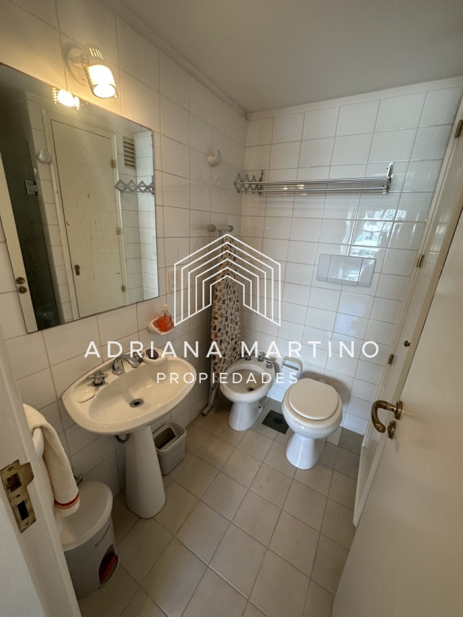 Apartamento ID.70421 - Hermosa y amplia unidad de lujo en el Puerto de Punta del Este