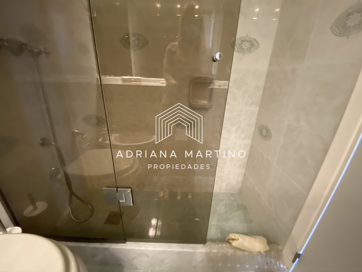 Apartamento ID.37016 - Hermoso y muy confortable apartamento en península con excelente vista al mar.