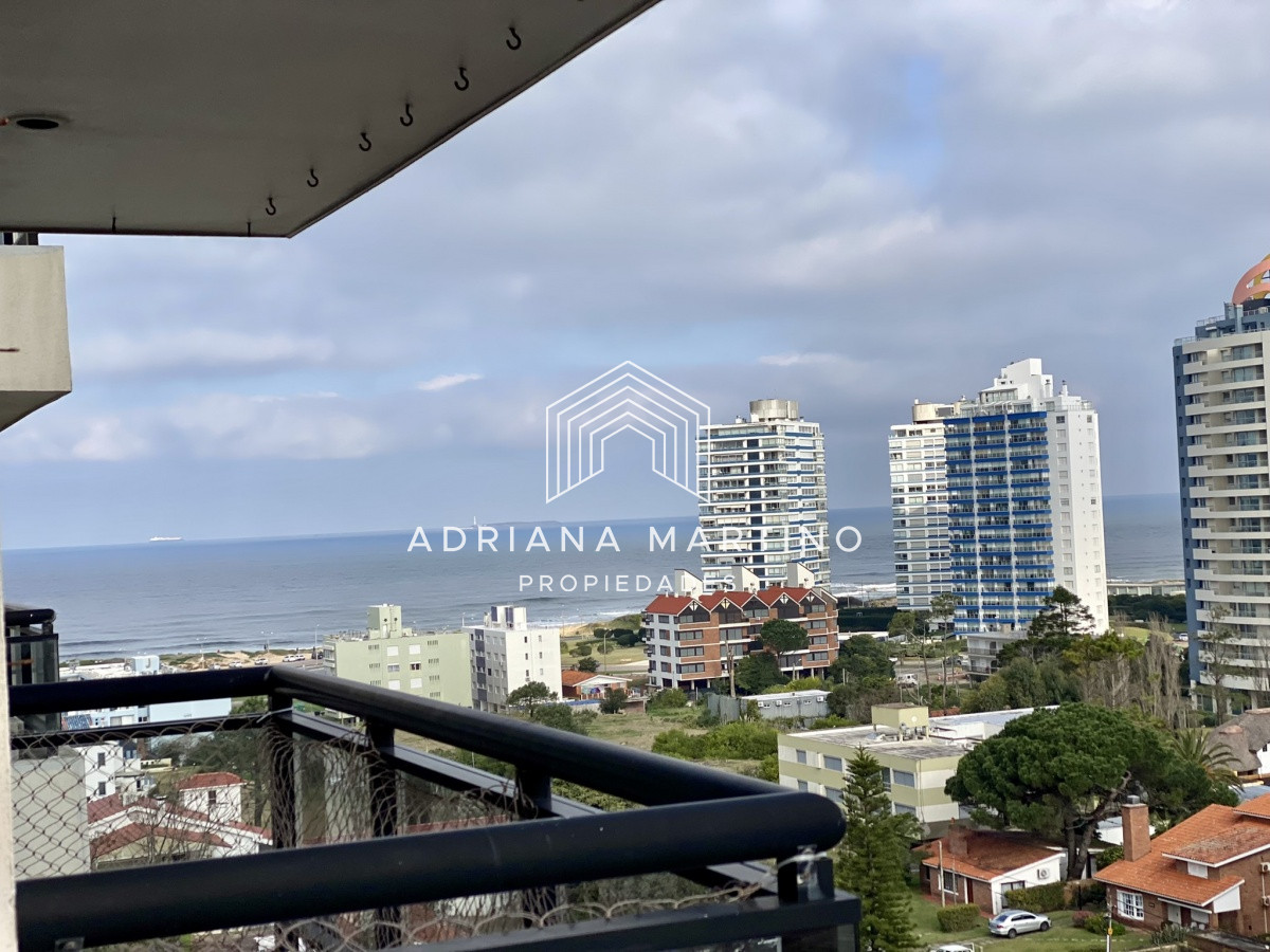 Apartamento ID.69952 - Cómoda planta a metros de Playa Brava 