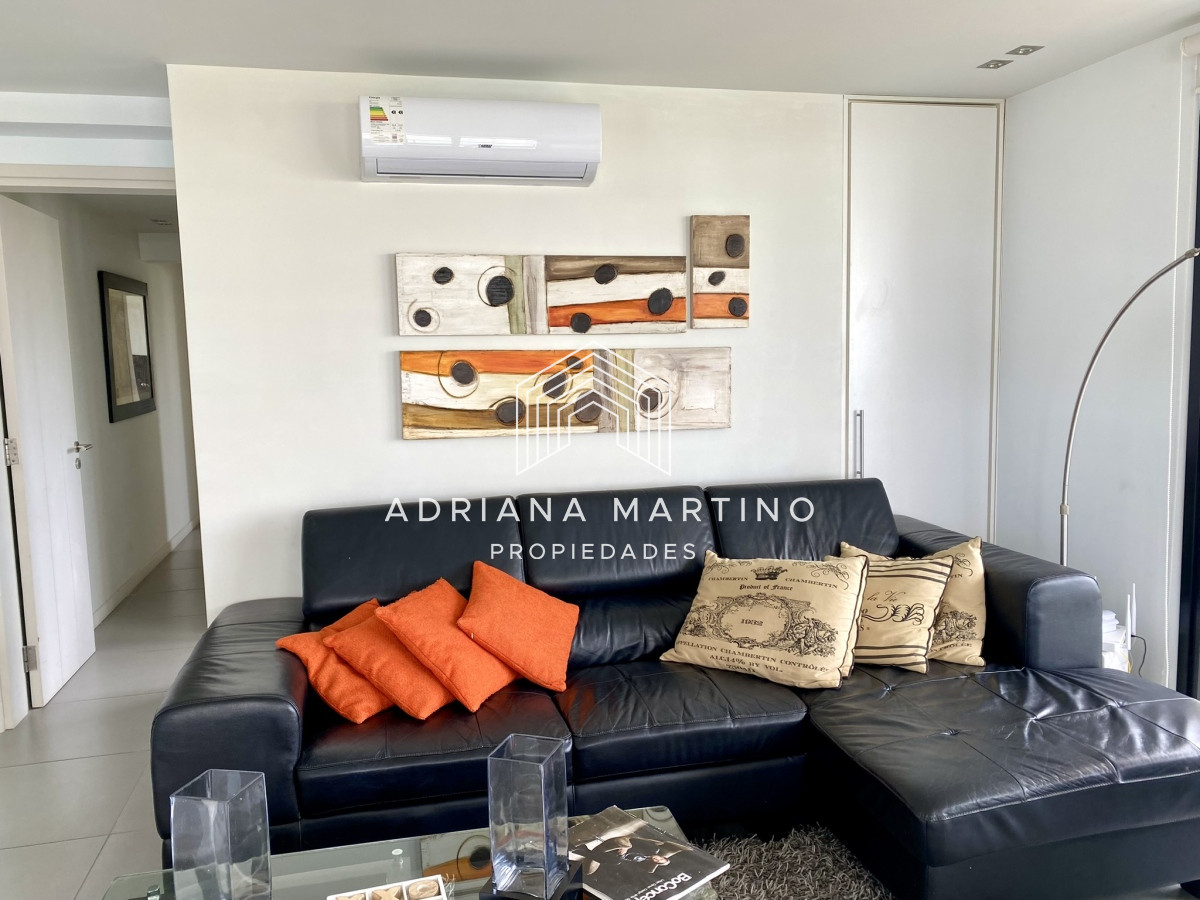 Apartamento ID.70548 - Excelente apartamento con increíbles  vistas a playa brava