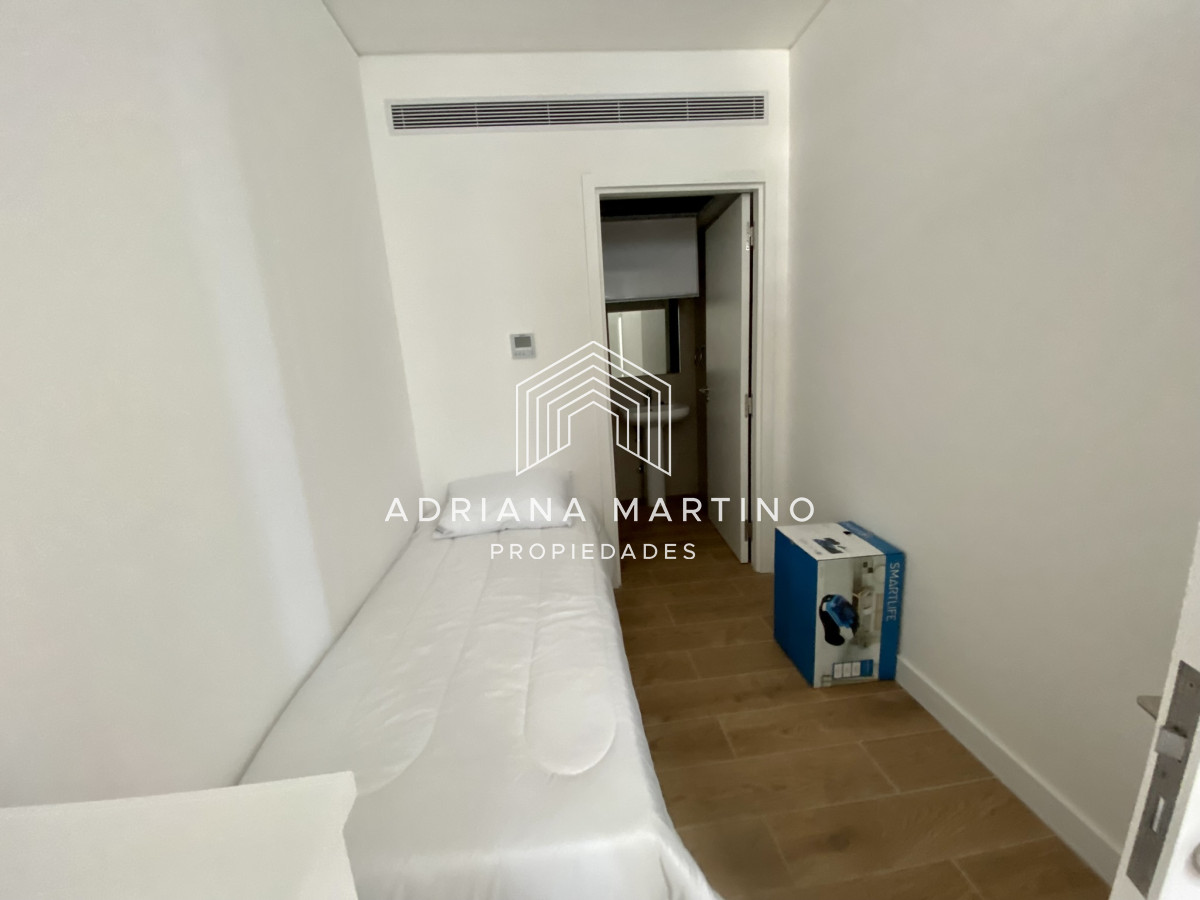 Apartamento ID.70273 - Excelente apartamento en venta primera línea playa brava 