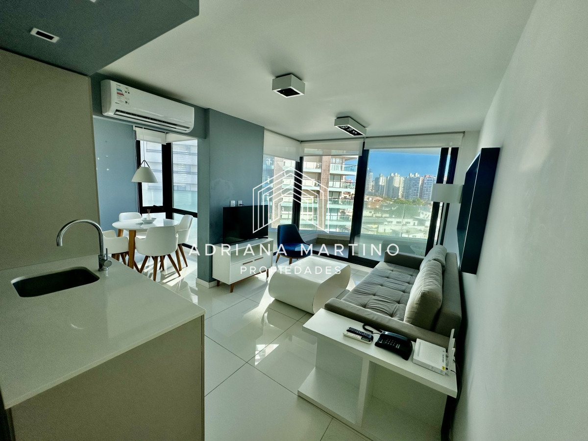 Apartamento ID.70788 - Excelente apartamento en alquiler anual 