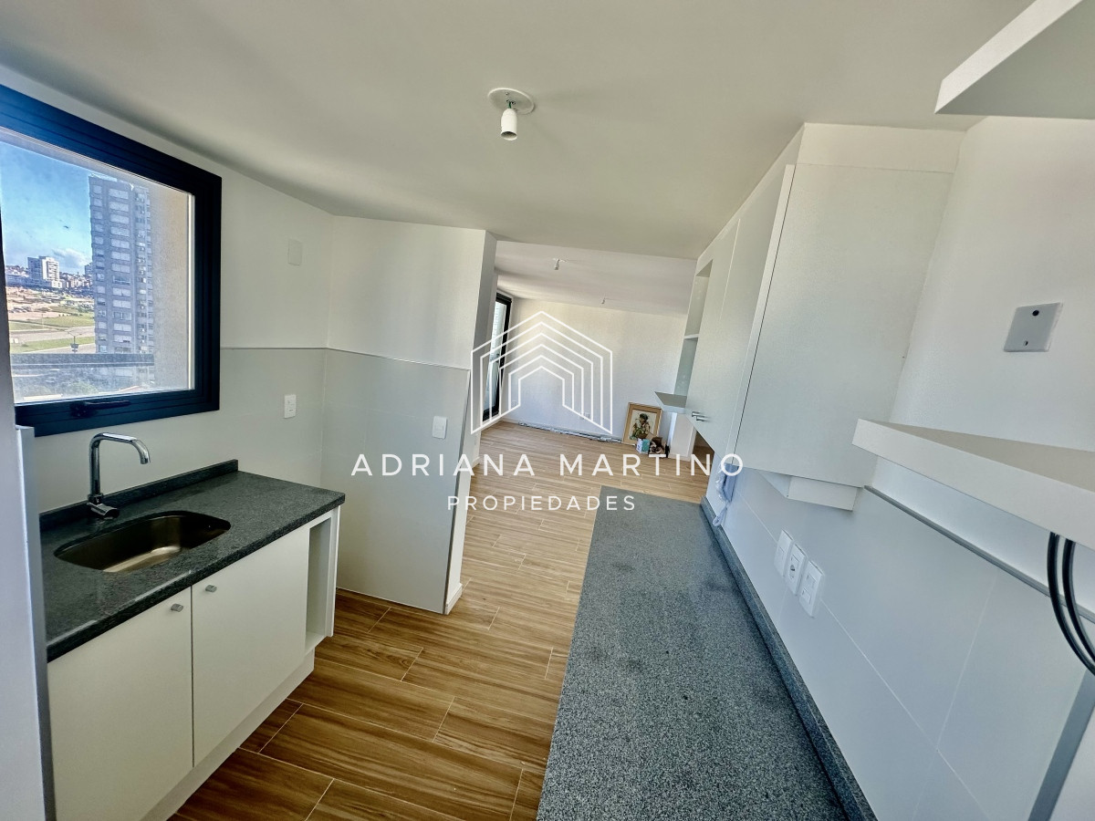 Apartamento ID.69953 - Excelente apartamento en playa brava 