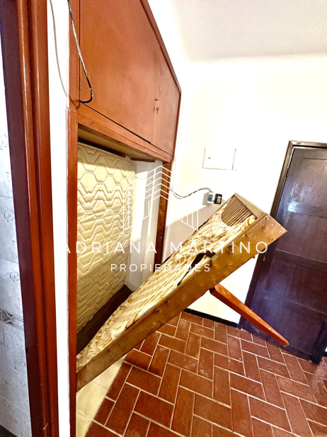 Apartamento ID.71592 - Apartamento en venta en pleno centro de Piriápolis, a pasos de la playa y de todos los servicios.