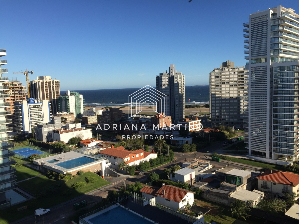 Apartamento ID.36943 - Muy lindo apartamento ubicado Av. Chiverta Punta del Este.