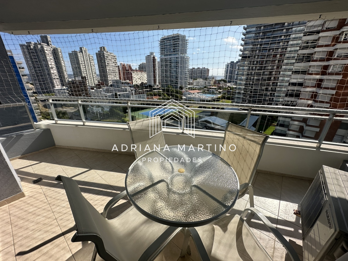 Apartamento ID.70577 - Hermoso apartamento en playa brava 