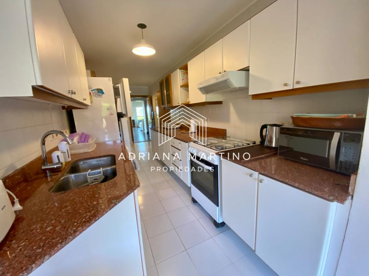 Apartamento ID.70109 -  Hermoso apartamento en playa brava en primera linea con vista al Mar