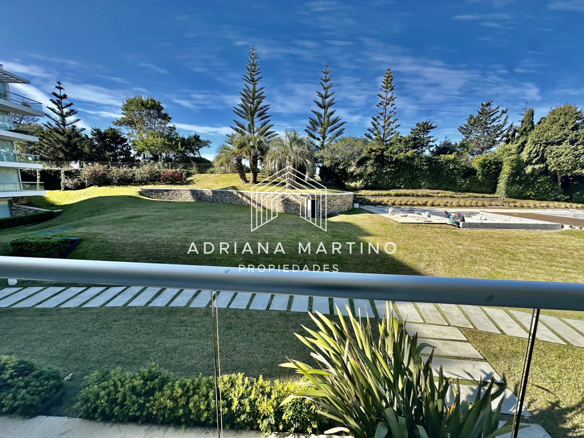 Apartamento ID.69817 - Excelente apartamento  duplex en playa brava 