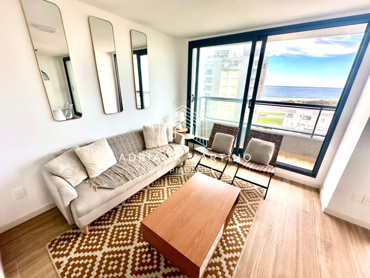Apartamento ID.71695 - Moderno apartamento en venta en Playa Brava, a pasos del mar