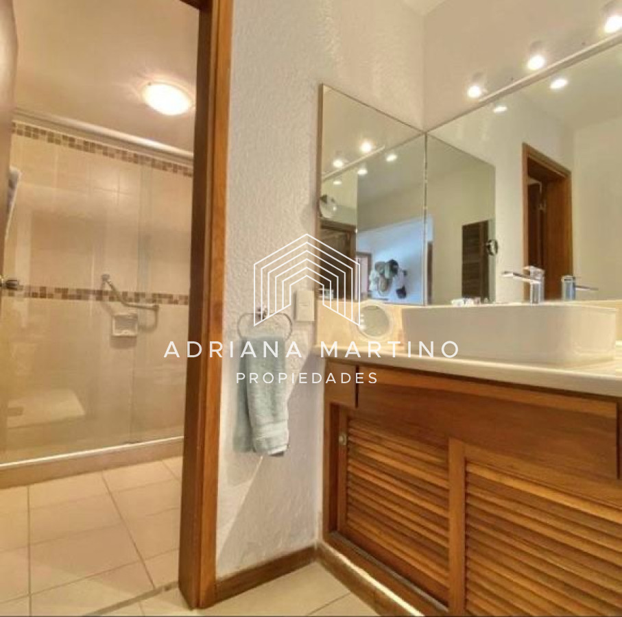 Apartamento ID.71122 - Excelente apartamento en playa mansa 