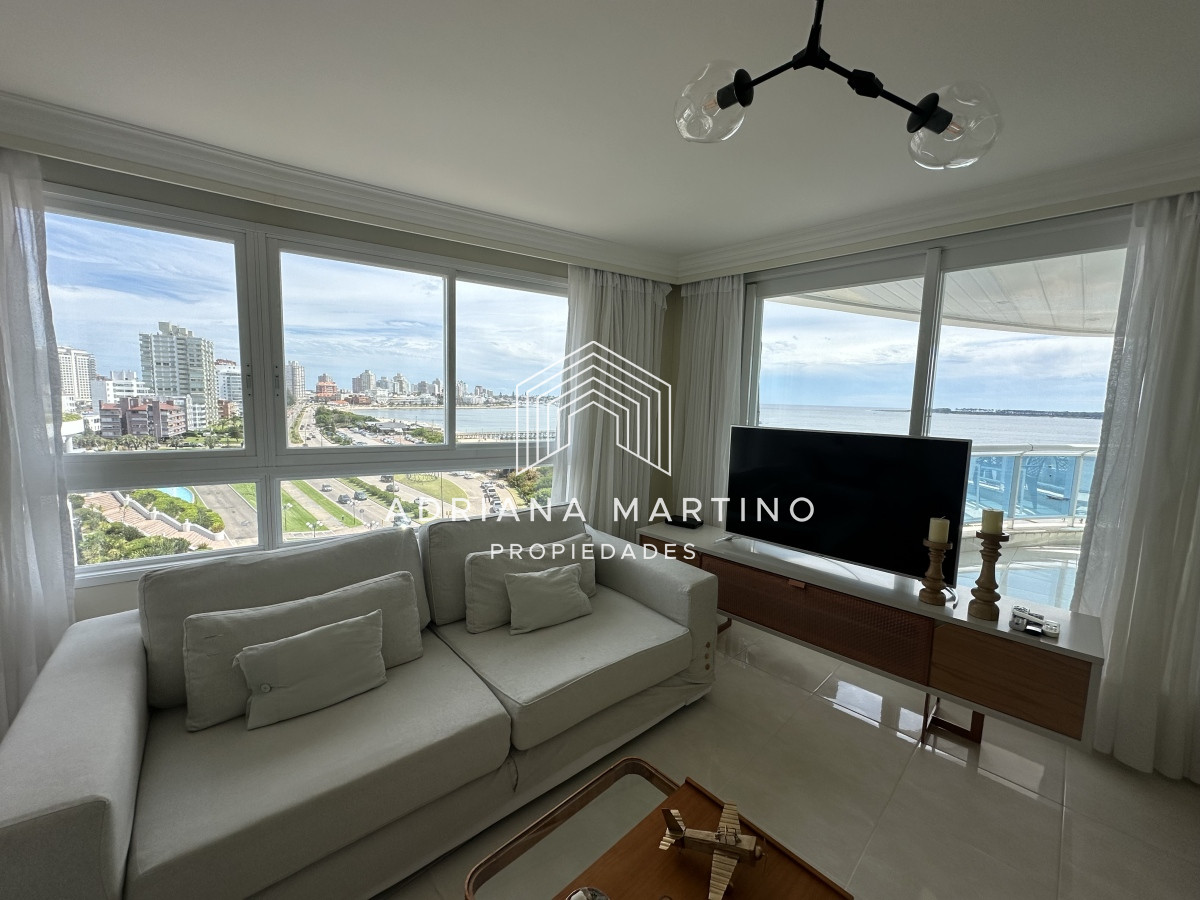 Apartamento ID.39479 - Excelente apartamento de categoría en primera línea