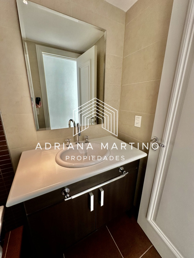 Apartamento ID.70824 - Cómoda planta en primera línea 