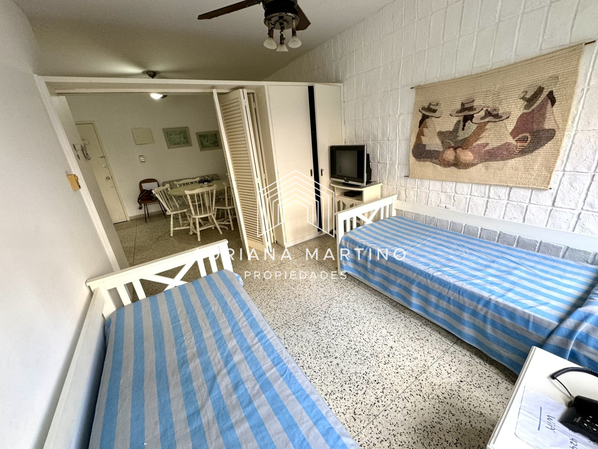 Apartamento ID.70781 - Excelente Apartamento ubicado en plena Península de Punta del Este! 