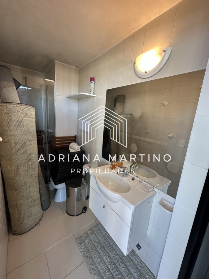 Apartamento ID.70421 - Hermosa y amplia unidad de lujo en el Puerto de Punta del Este
