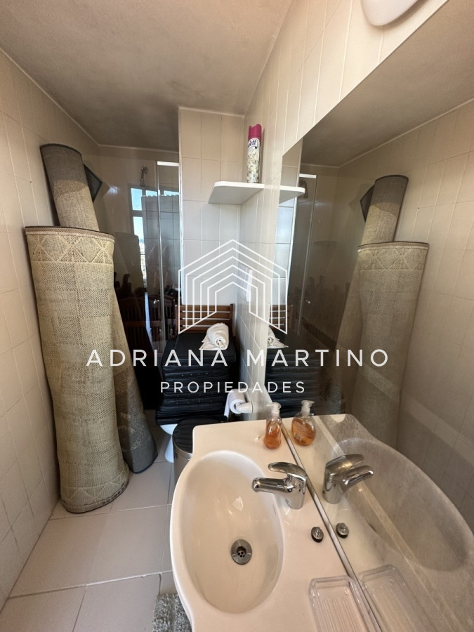 Apartamento ID.70421 - Hermosa y amplia unidad de lujo en el Puerto de Punta del Este