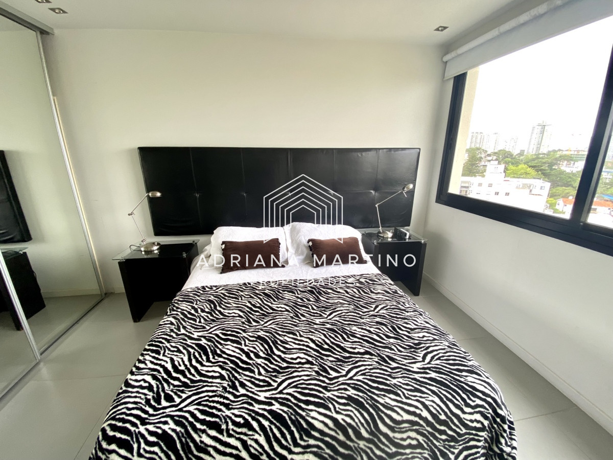 Apartamento ID.70548 - Excelente apartamento con increíbles  vistas a playa brava