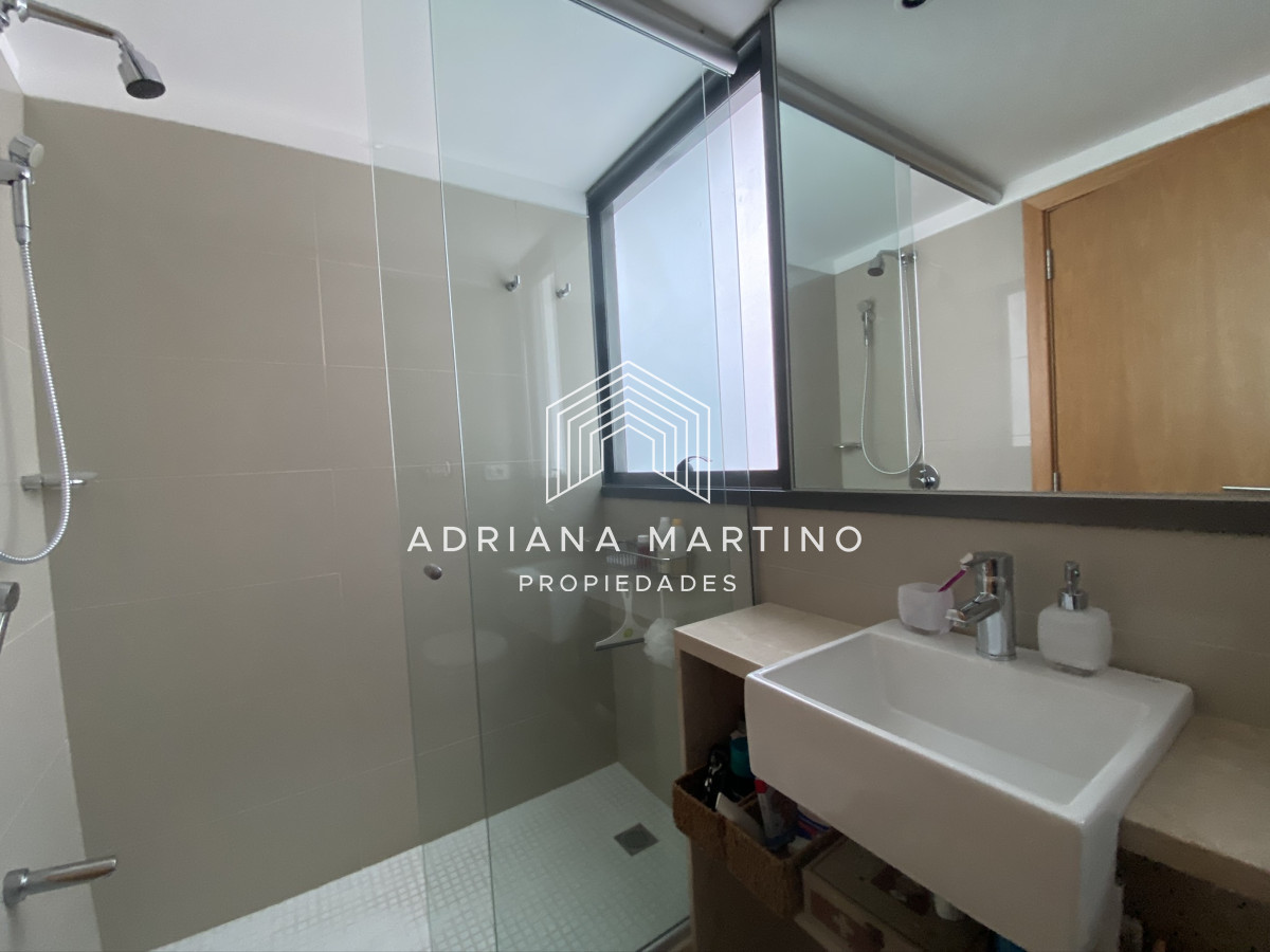 Apartamento ID.69193 - Amplio apartamento de categoria en primera linea a playa brava