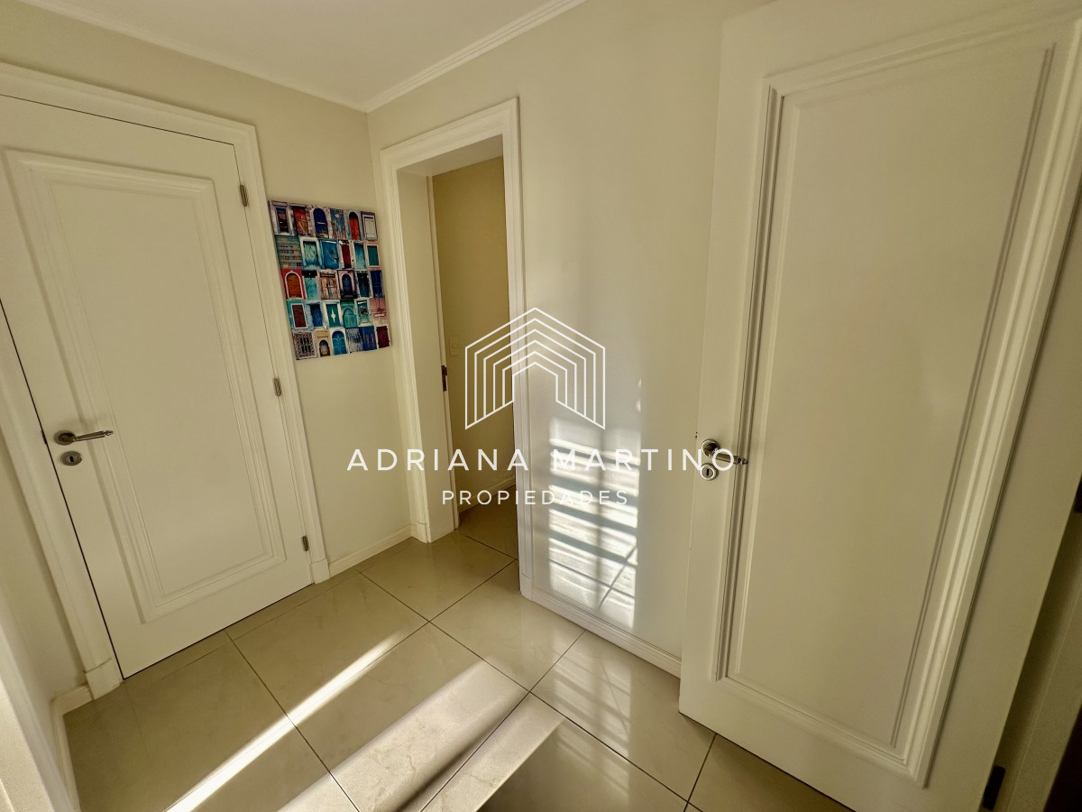 Apartamento ID.70824 - Cómoda planta en primera línea 