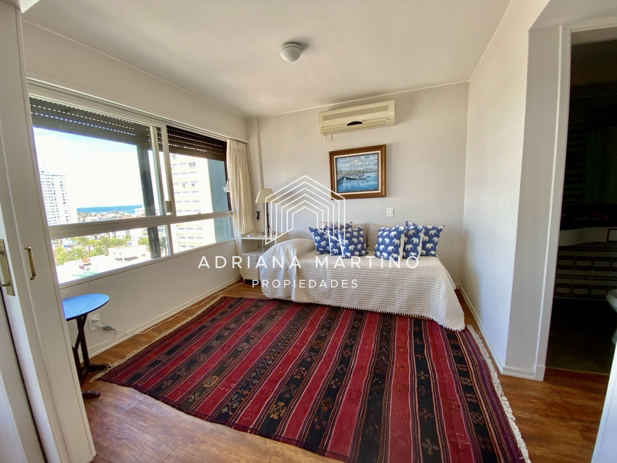 Apartamento ID.69454 - Piso alto en Peninsula con excelente vista al mar