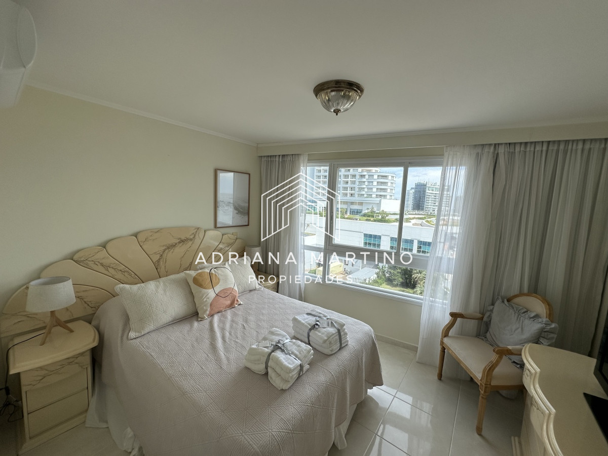 Apartamento ID.39479 - Excelente apartamento de categoría en primera línea