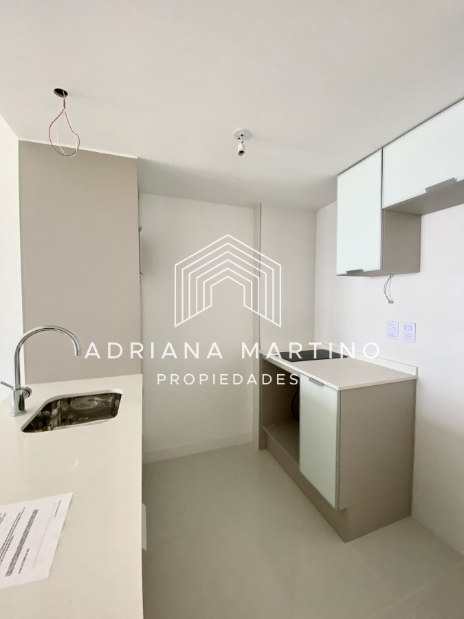 Apartamento ID.69745 - Unidad en piso alto sobre Chiverta 