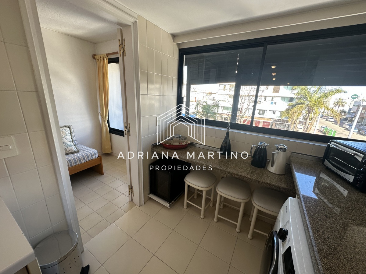 Apartamento ID.70421 - Hermosa y amplia unidad de lujo en el Puerto de Punta del Este