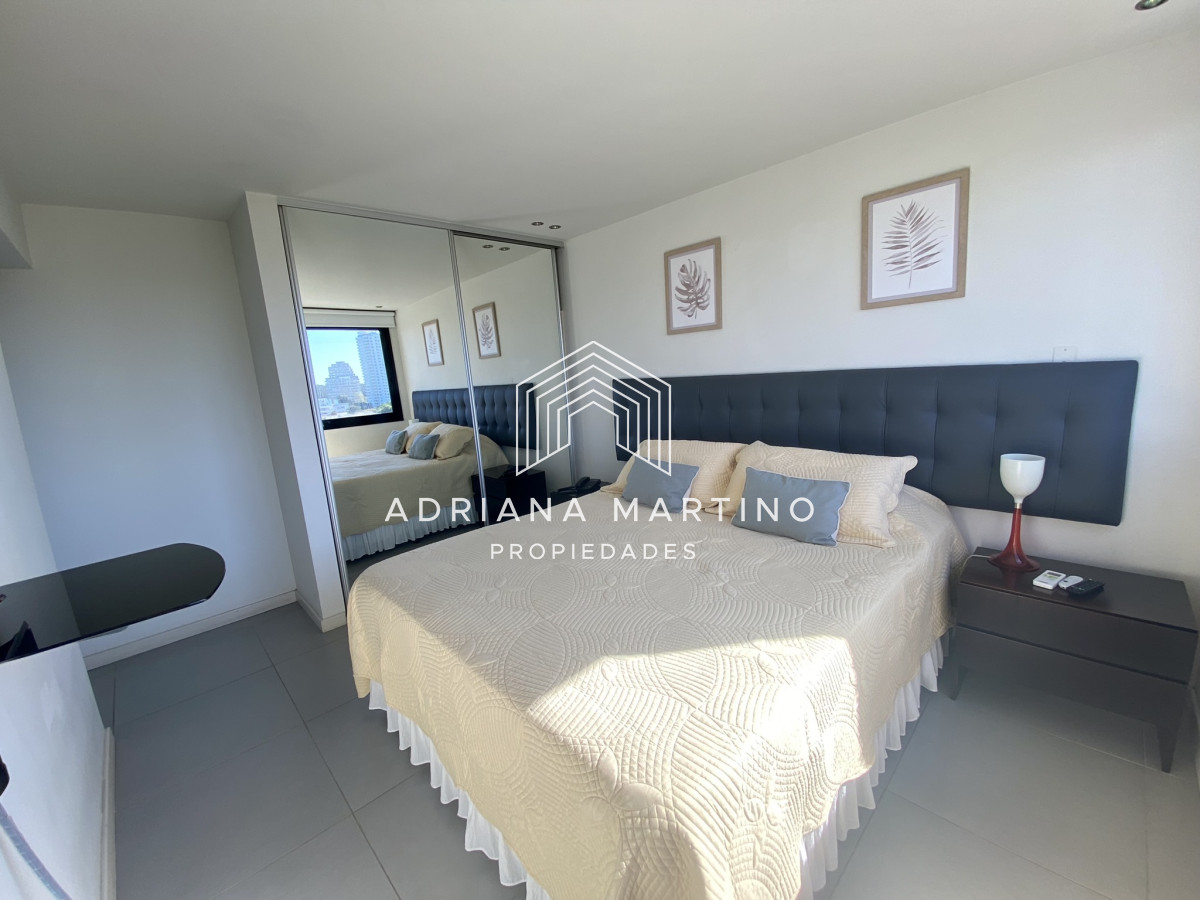 Apartamento ID.70186 - Brava muy cerca Del Mar edificio con servicios 