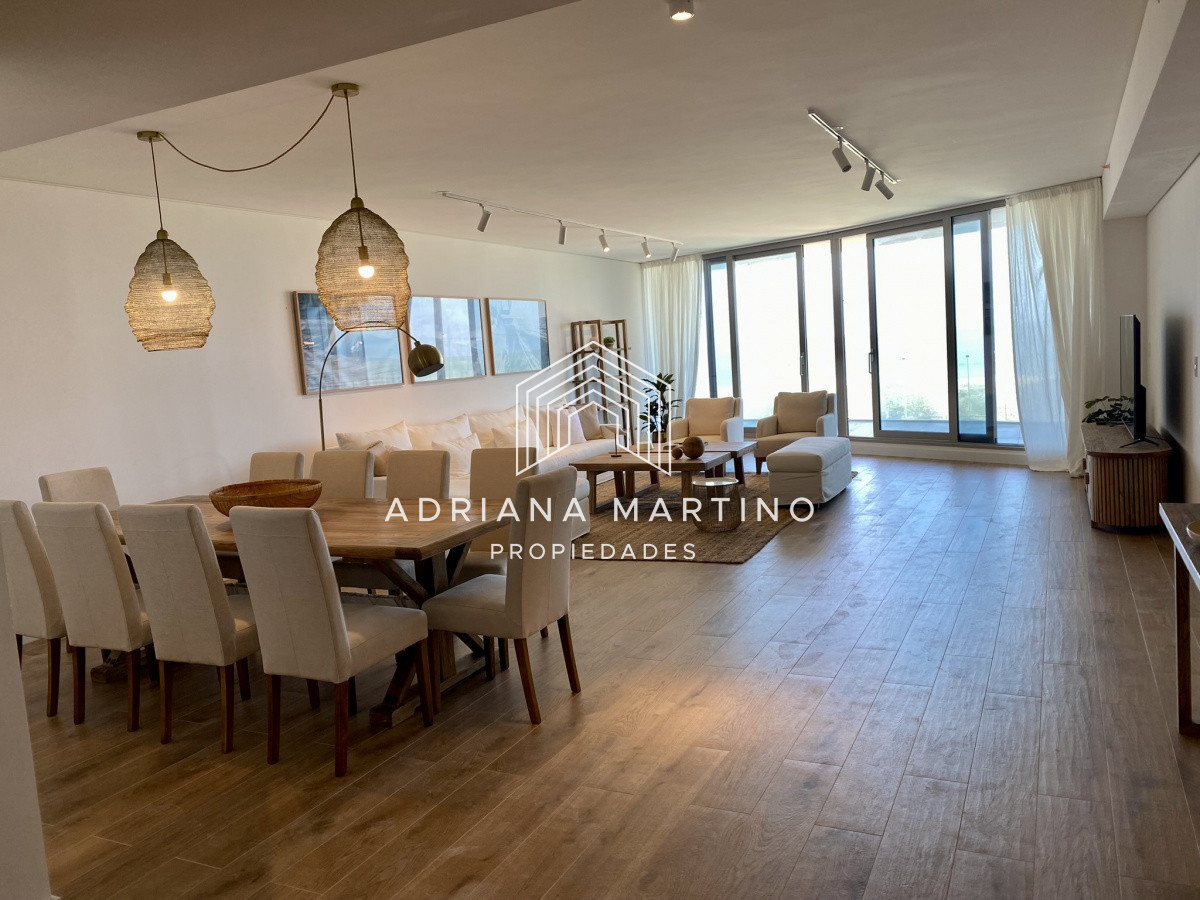 Apartamento ID.70273 - Excelente apartamento en venta primera línea playa brava 
