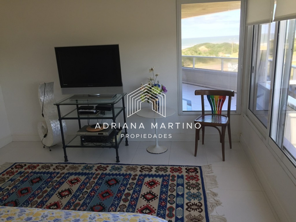 Apartamento ID.69322 - Espectacular departamento en primera línea de la brava 