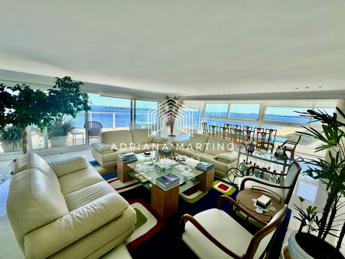 Apartamento ID.36818 - Excelente penthouse en primera línea 
